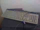 Regalo teclado hp  usado
