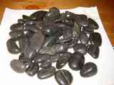 Piedras decorativas negras