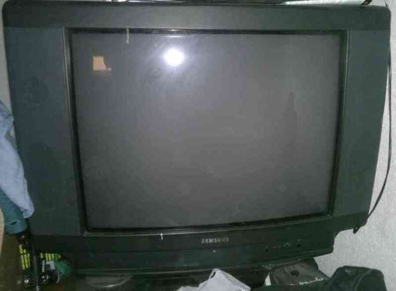 Tv samsung 21'' sin tdt