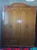 Armario de madera