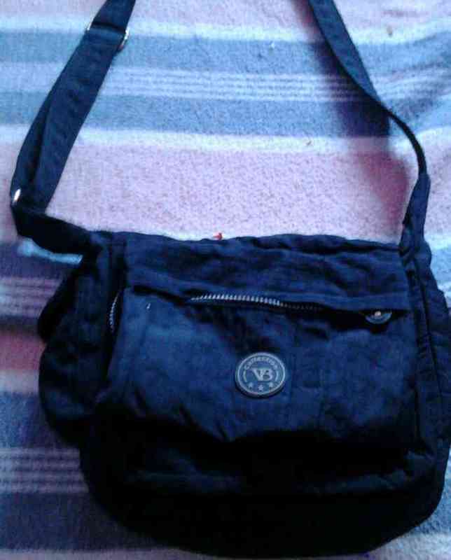 Bolso negro para chica