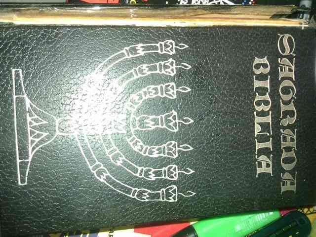 Sagrada biblia..