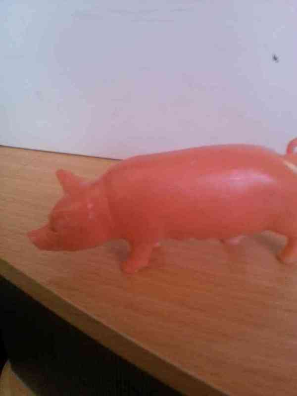 Cerdito de plastico