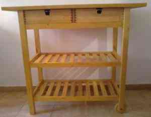 Regalo mesa auxiliar (cocina o comedor)