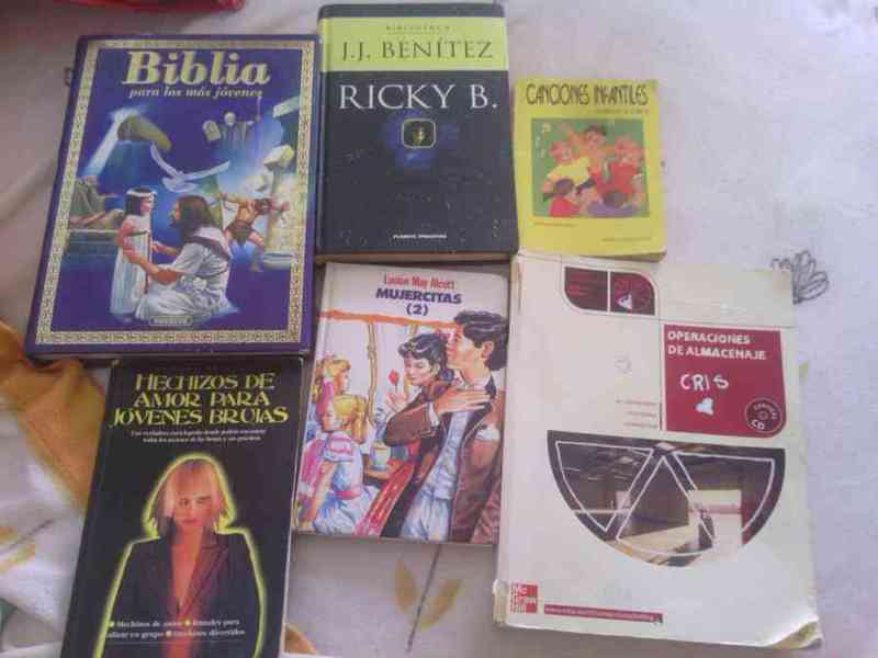 Varios libros (titulos en descripcion)