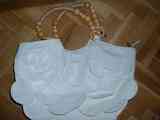 Bolso blanco entregado a adaneryz