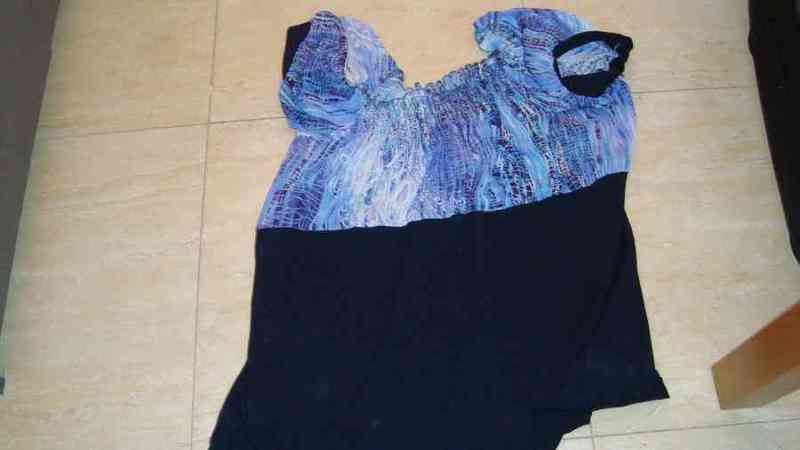Camiseta azul/negra talla 3