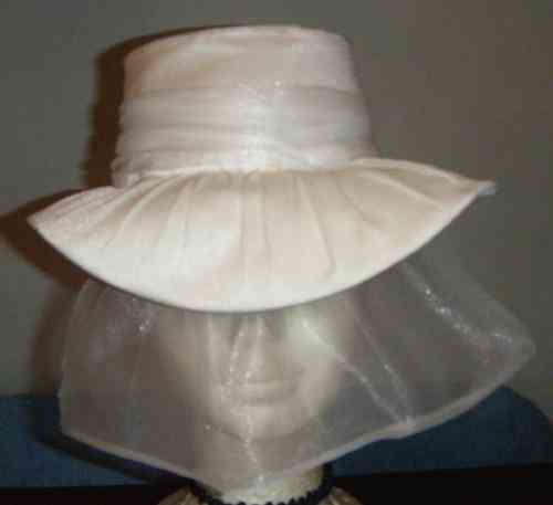 Sombrero de mujer de fantasía.