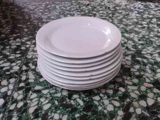 Platos llanos pequeños