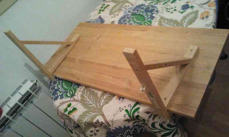 Estantería de madera