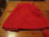  falda roja corta ( dale)