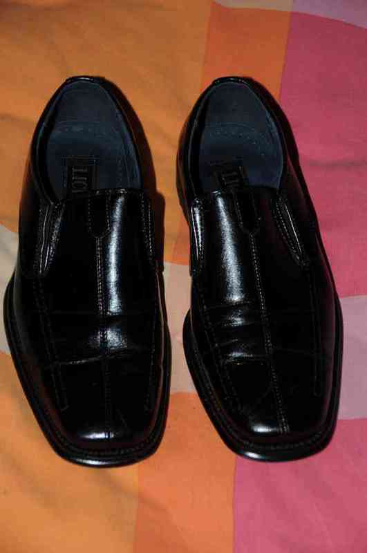 Zapatos negros hombre