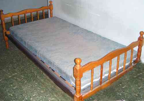 Cama individual.