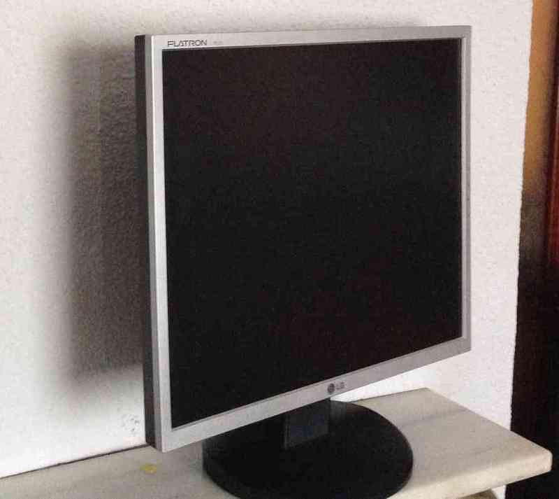 Regalo monitor plano 19"