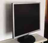Regalo monitor plano 19"