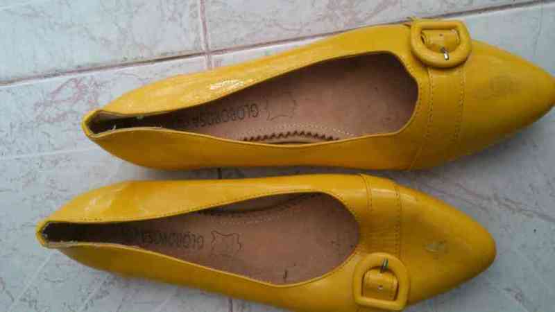 Zapatos  amarillos 40