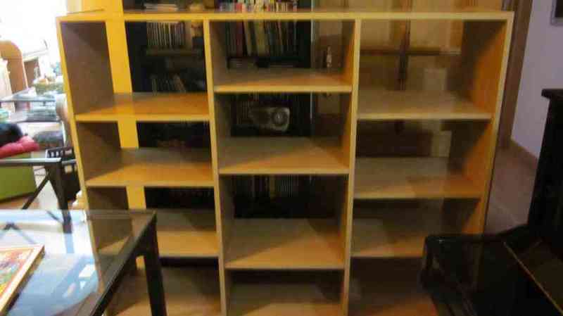 Librería de madera