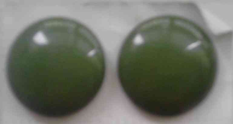 Pendientes verdes.........