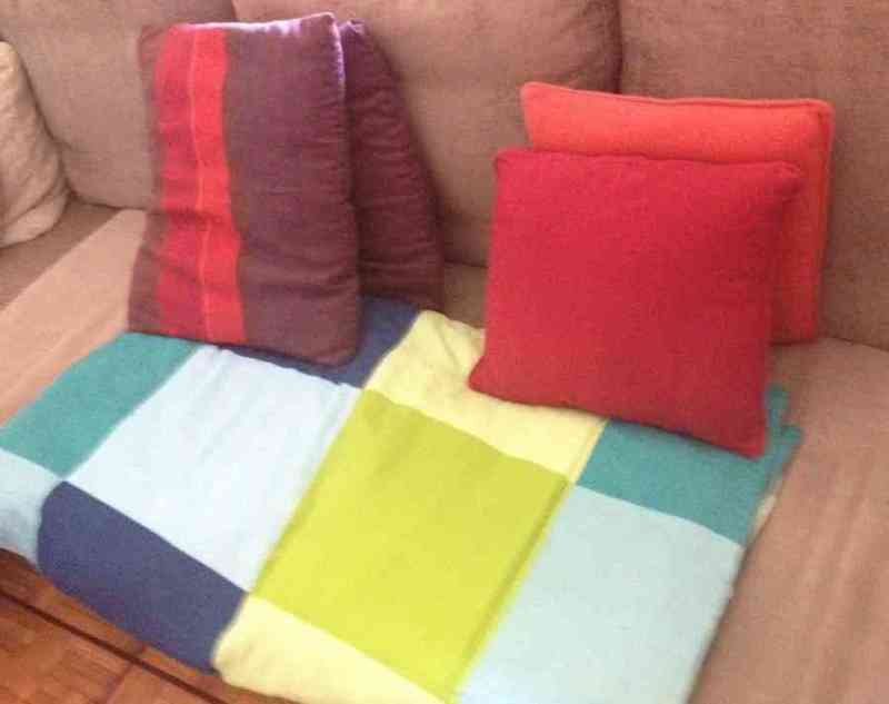 Colcha y cojines
