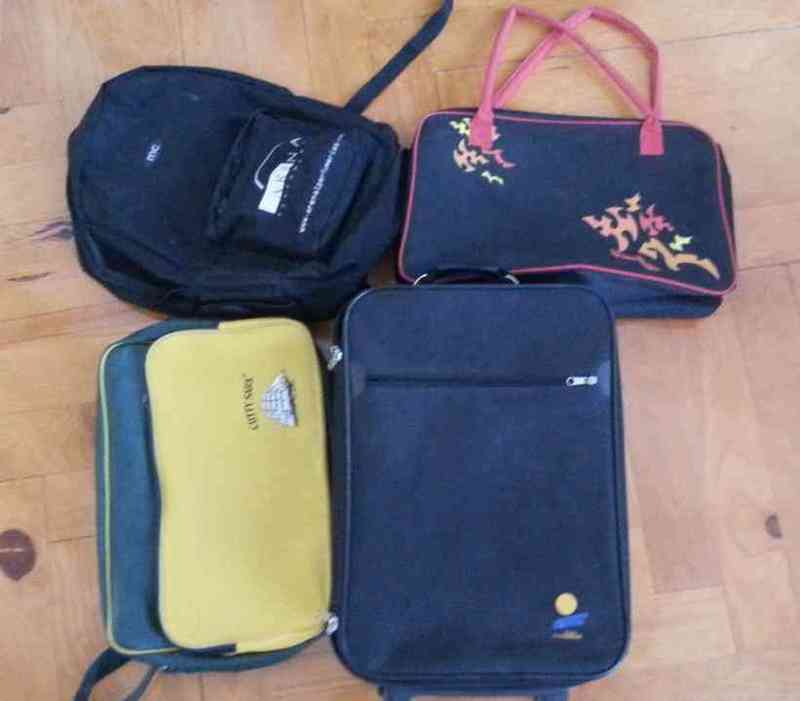 Maleta, bolsas y mochila