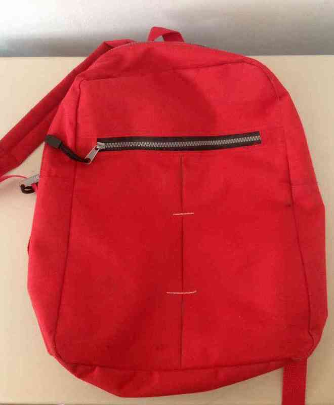 Mochila roja