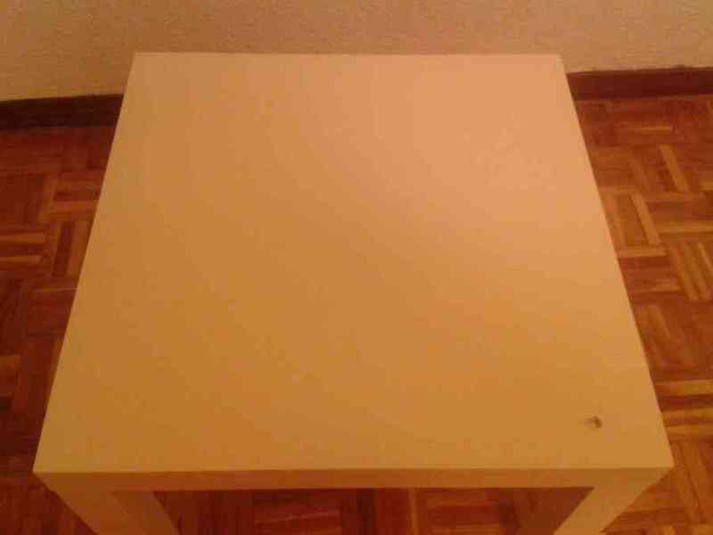 Urge regalo mesa auxiliar ikea 55x55