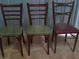 3 sillas de madera
