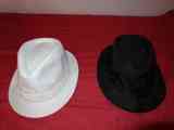 Dos sombreros - de disfraz
