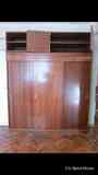 Armario marron madera