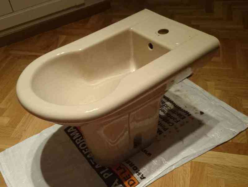 Bidet en buen estado