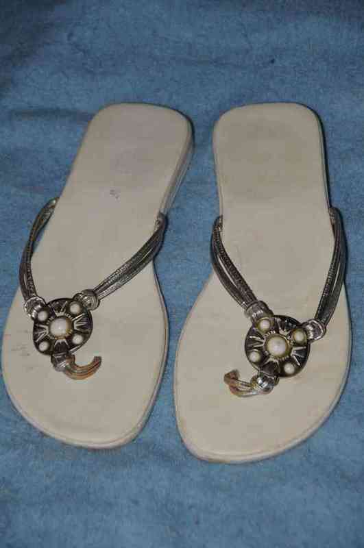 Sandalias blancas