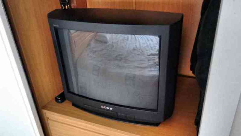 Tv sony 21'' de tubo.