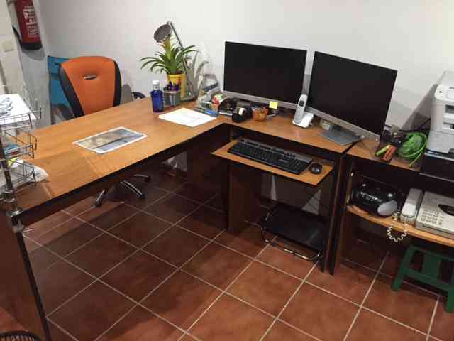 Regalo mesas y cajoneras oficina