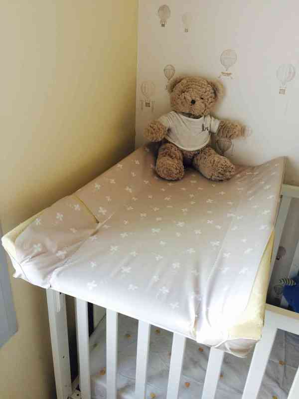 CAMBIADOR BEBE PARA CUNA