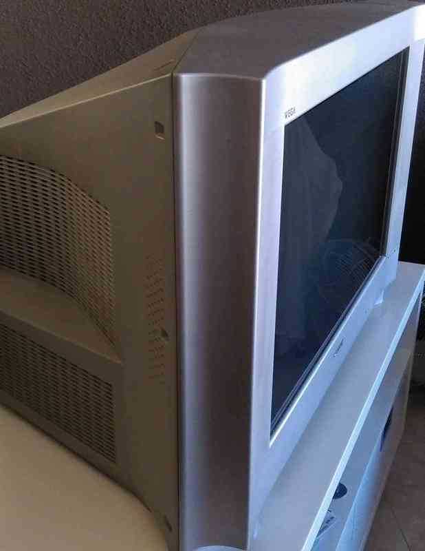 TV SONY PANORÁMICA CON CULO