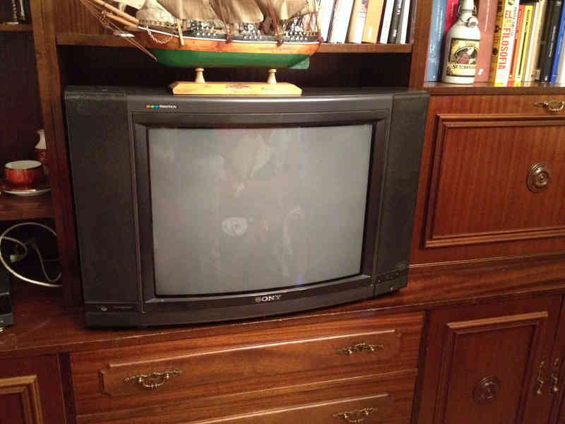 TV Sony Trinitron