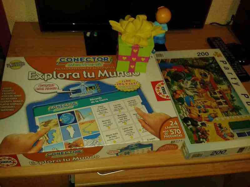 Regalo juguetes para niñi/niña de 7 a 12 años.