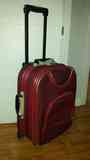 Maleta con ruedas