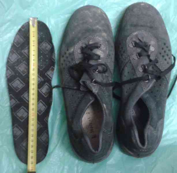 Zapatos de trabajo con punta de acero talla 44(reservado pastora)