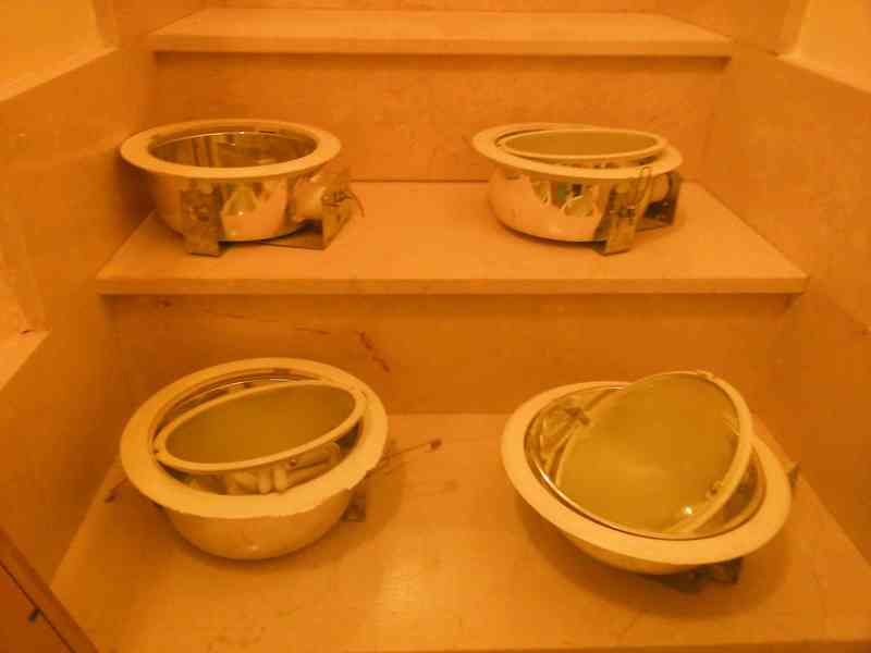 Regalo 4 Downlight con bombillas