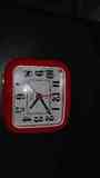 Reloj despertador rojo(cata15)