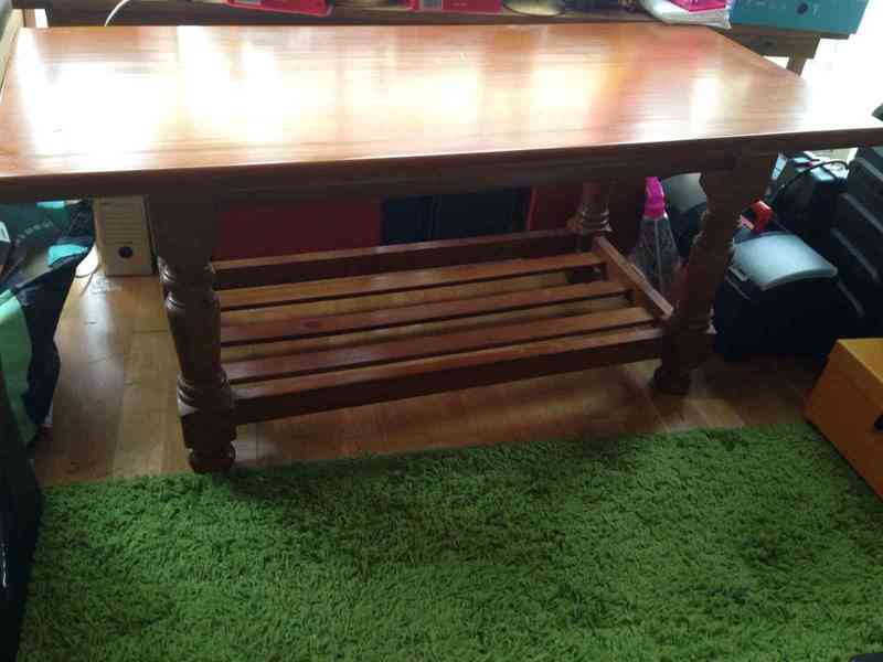 Regalo mesa de centro de madera maciza color miel, preciosa