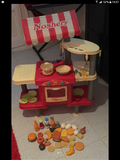 una cocina de juguete