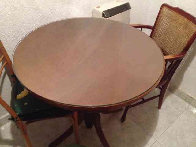 Mesa redonda extensible