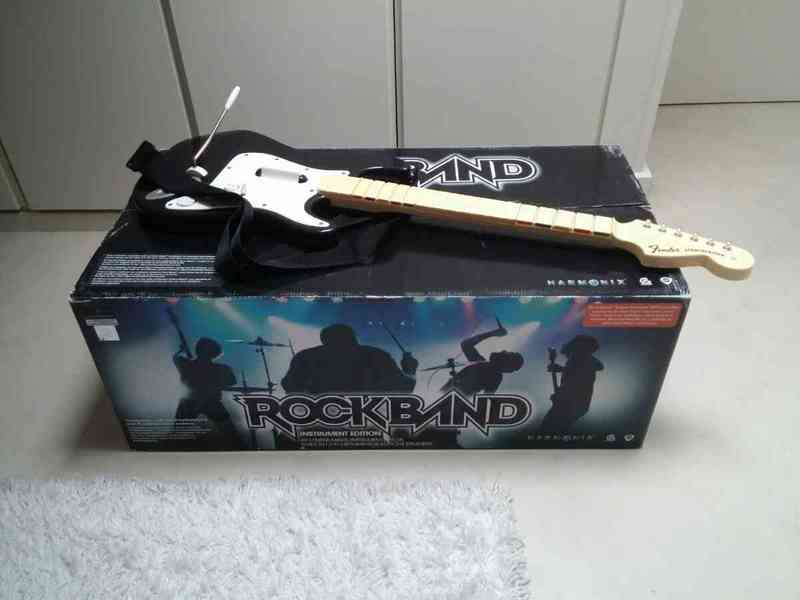 Rockband instrumentos y LEGO Rockband videojuego para PS3