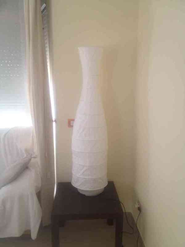 Lampara de pie Ikea - zona Coronales