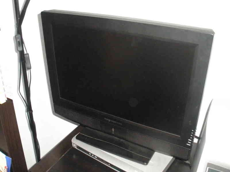 TELEVISIÓN + LECTOR DVD