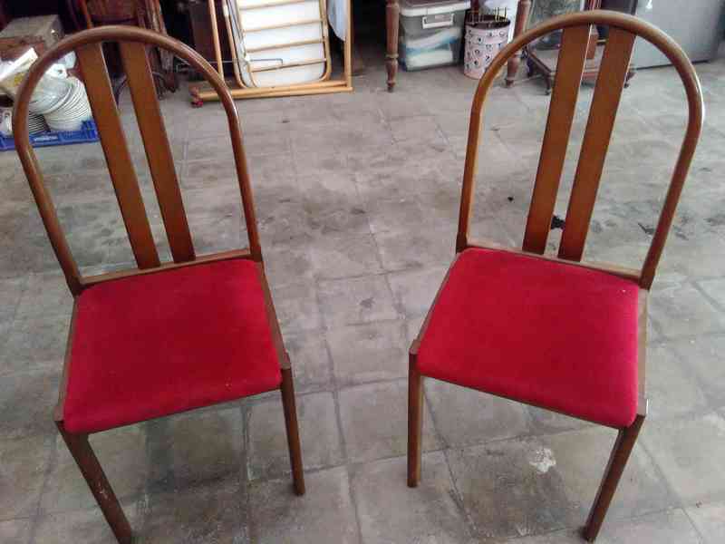 conjunto 6 sillas acolchadas en terciopelo rojo