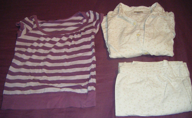 Pijama Completo y blusa de Niña.