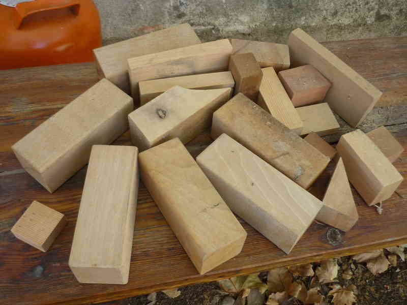 Regalo trozos de madera geometricos